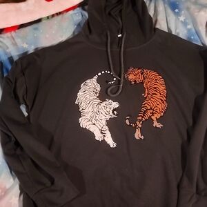 Tiger hoodie